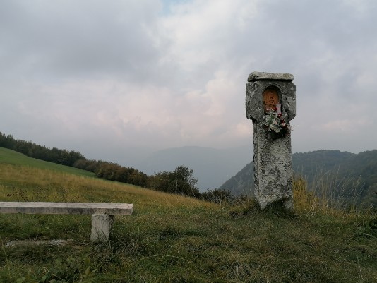 scultura pietra capitello Breonio