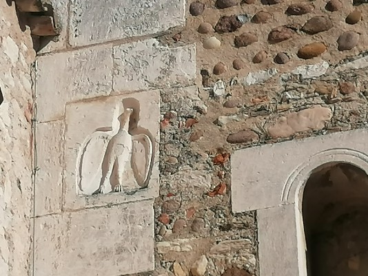 particolari facciata chiesa Cisano