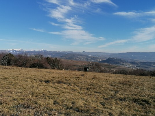 panorami dalla dorsale Monte Solane sfondo Carega e Lessinia est