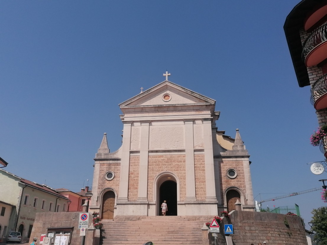 Roverè Veronese - Chiesa